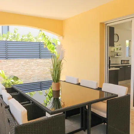 Marine En Bord De Mer... * 卢米奥